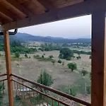 Bujtina Dodo ゲストハウス Leskovik