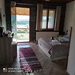 Bujtina Dodo Leskovik