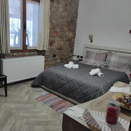 Bujtina Dodo בית הארחה Leskovik